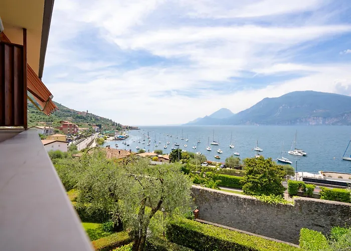 Le Vele Beth's House 브렌조네 술 가르다